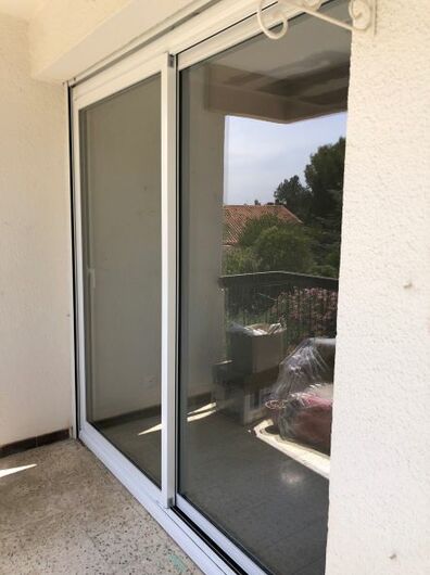 Pose d'un coulissant à la Ciotat Gamme EMOTION