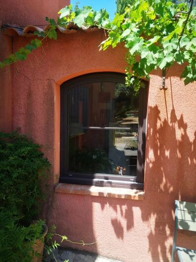 Pose d'un Chassis Fixe en dormant ARC Fintion Morgane